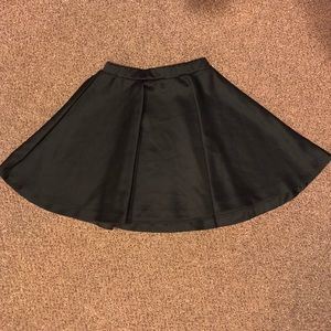 🎈SALE: 3 for $20🎈 Black silky circle mini-skirt